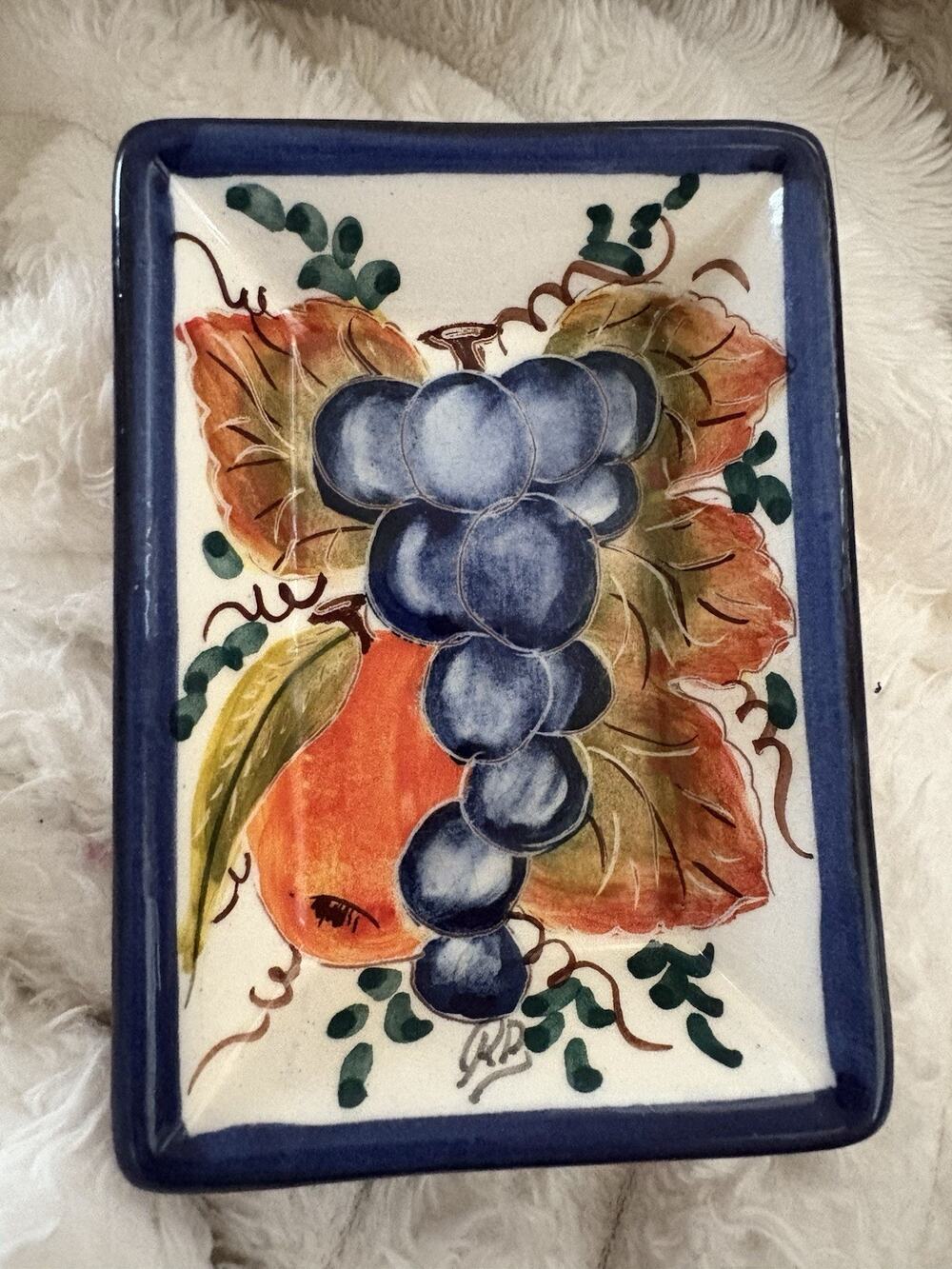 Casafina - Alentejo Terracotta - Handmade Grapes Design Rectangular Dipping Bowl